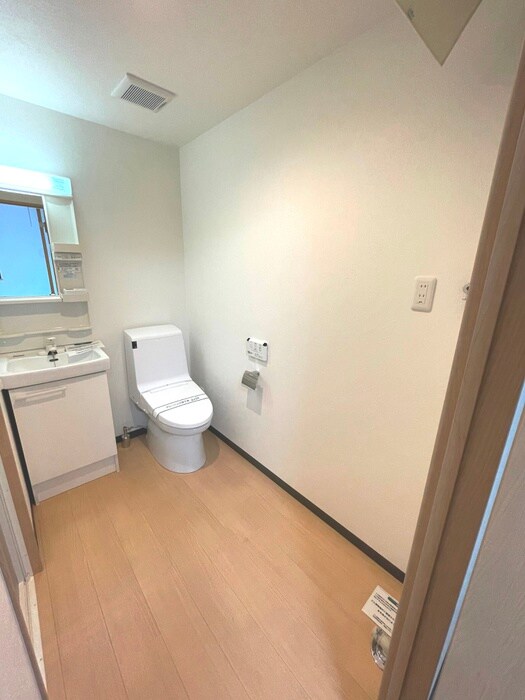 物件内観写真11　(内観写真)