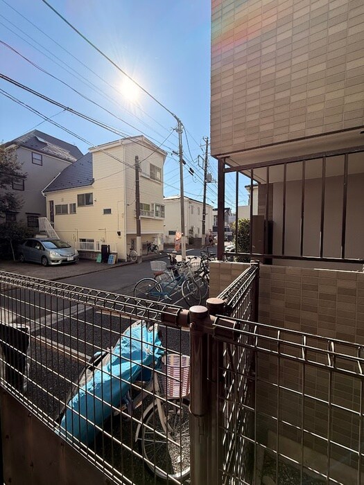 物件内観写真16　(室内からの展望)