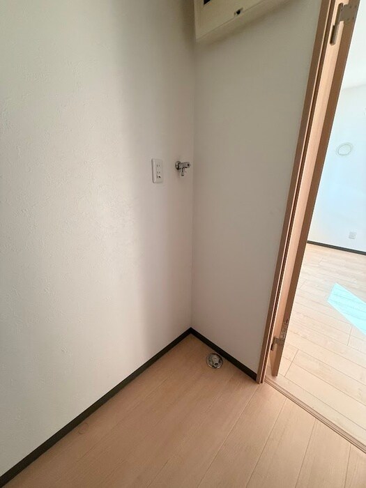 物件内観写真17　(洗濯機置場)