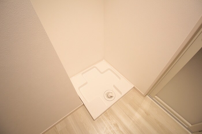 物件内観写真15　(洗濯機置場)