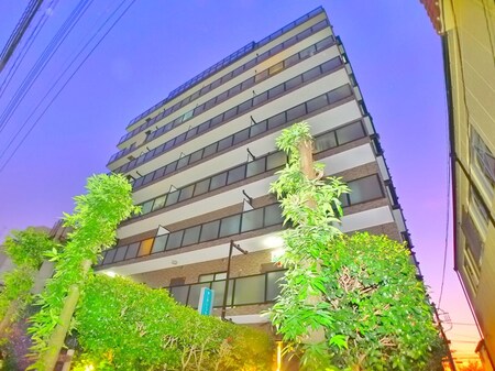 ＩＮＳＵＲＡＮＣＥ２外観写真
