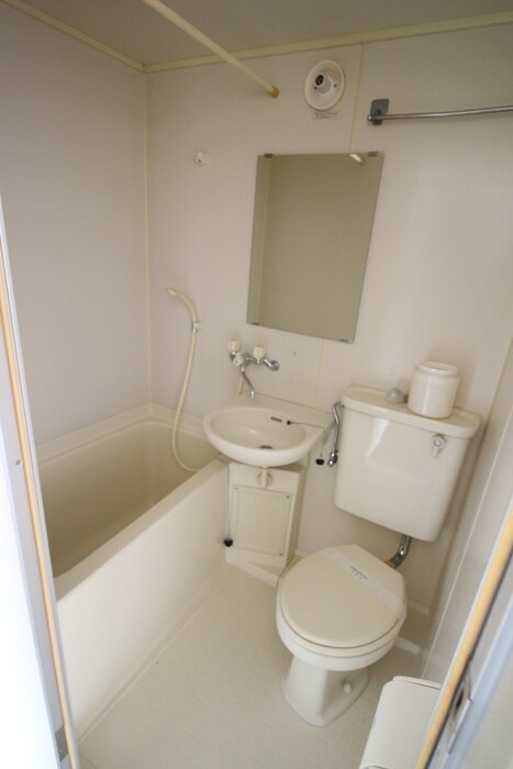 物件内観写真10　(バス／シャワールーム等)