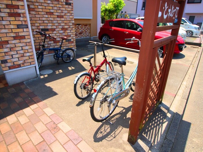 物件外観写真2　(建物設備)