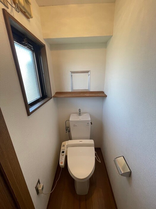 物件内観写真11　(トイレ)