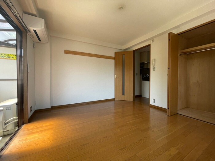 物件内観写真16　(居室)