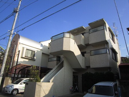 芹沢コーポラス外観写真