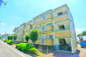 ガ－デンハイツ滝山Ｂ棟外観写真