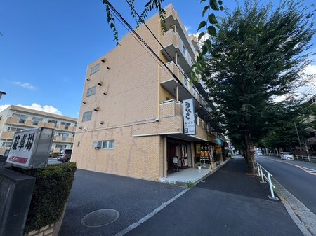 ガ－デンハイツ滝山Ａ棟外観写真