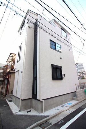 飯塚貸家外観写真