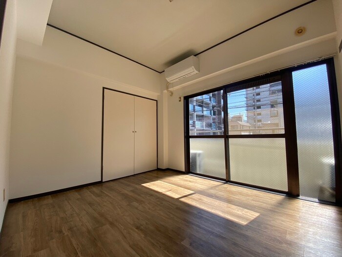 物件内観写真13　(居室)