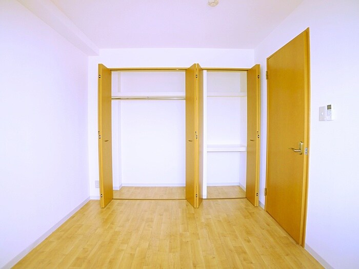 物件内観写真9　(収納)