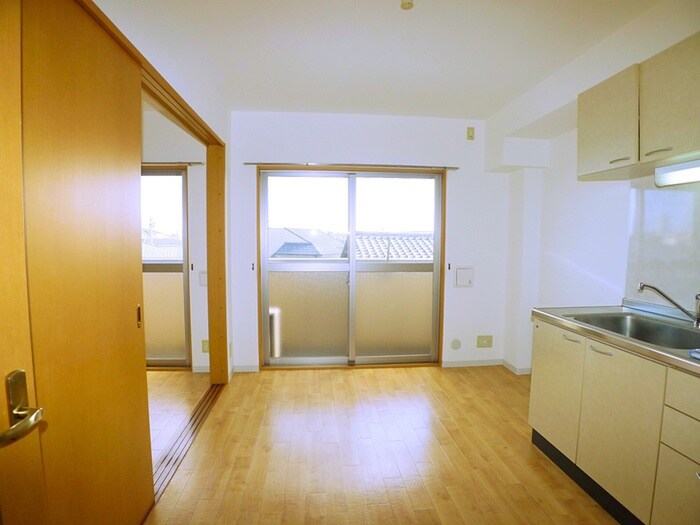 物件内観写真10　(居室)