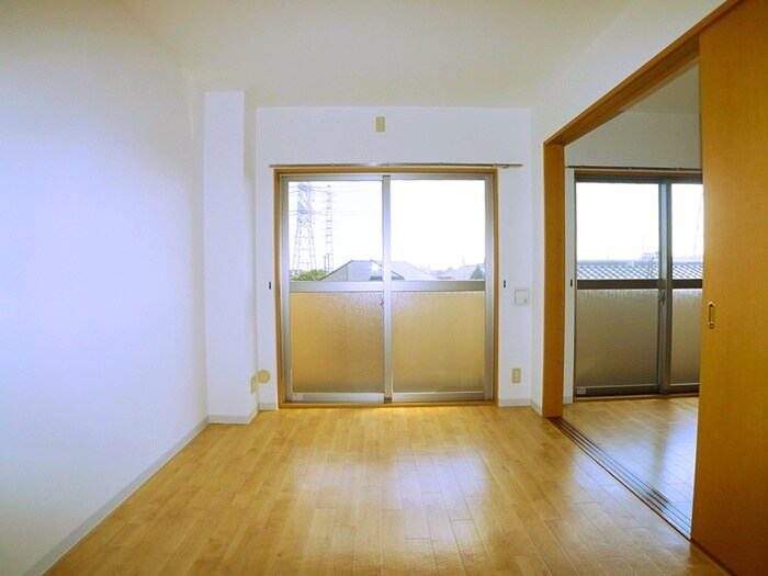 物件内観写真11　(居室)