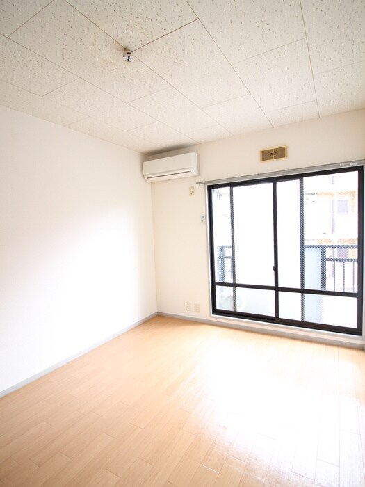 物件内観写真18　(居室)