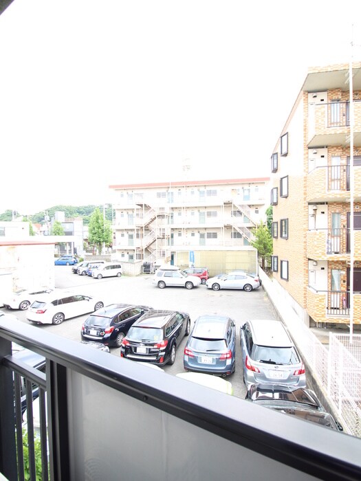 物件内観写真22　(室内からの展望)