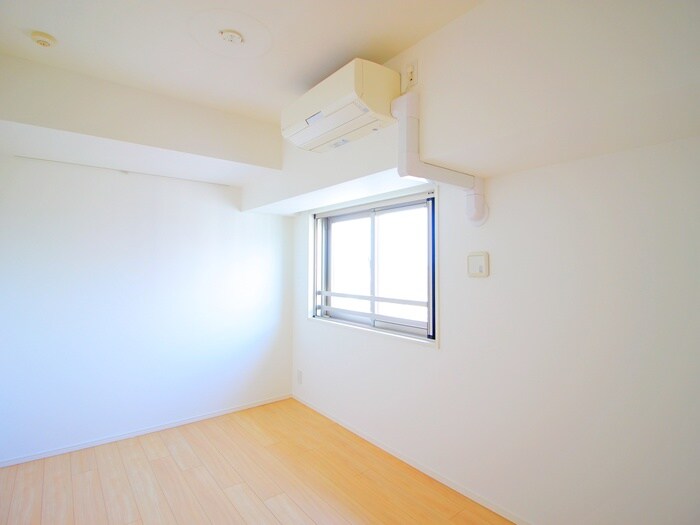 物件内観写真6　(居室)