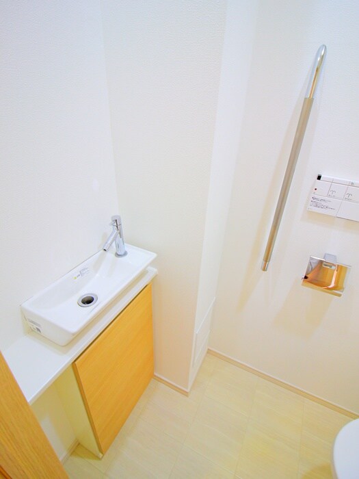 物件内観写真17　(洗面)