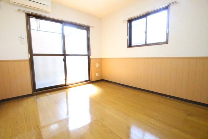 物件内観写真8　(居室)