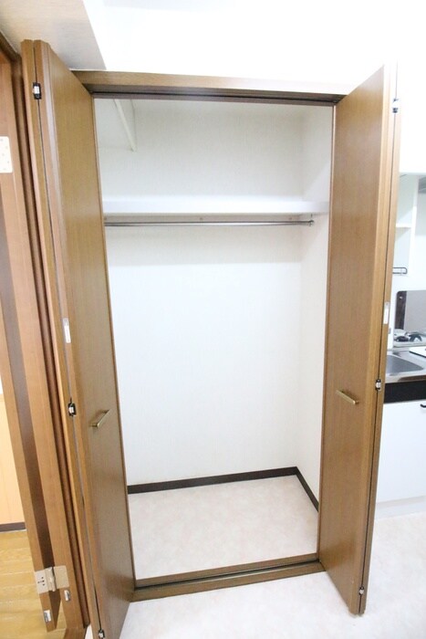 物件内観写真11　(収納)