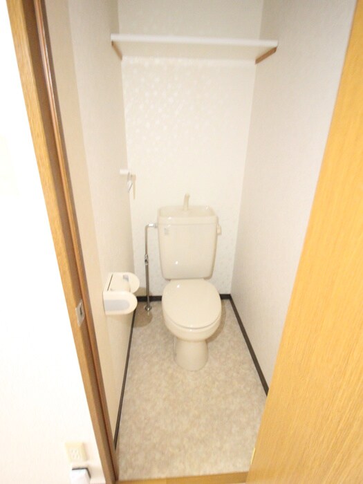 物件内観写真15　(トイレ)