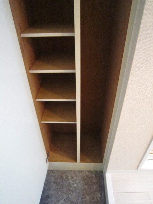 物件内観写真12　(靴箱)