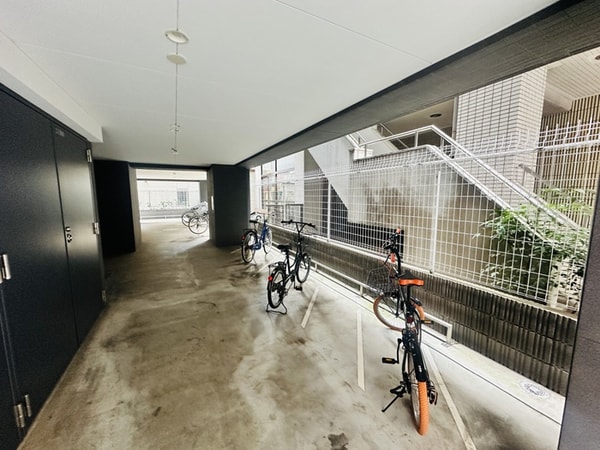 駐輪場