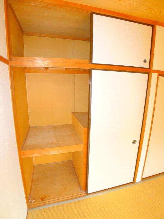 物件内観写真12　(収納)