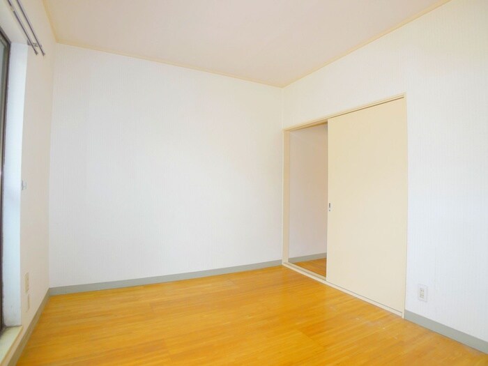 物件内観写真22　(居室)