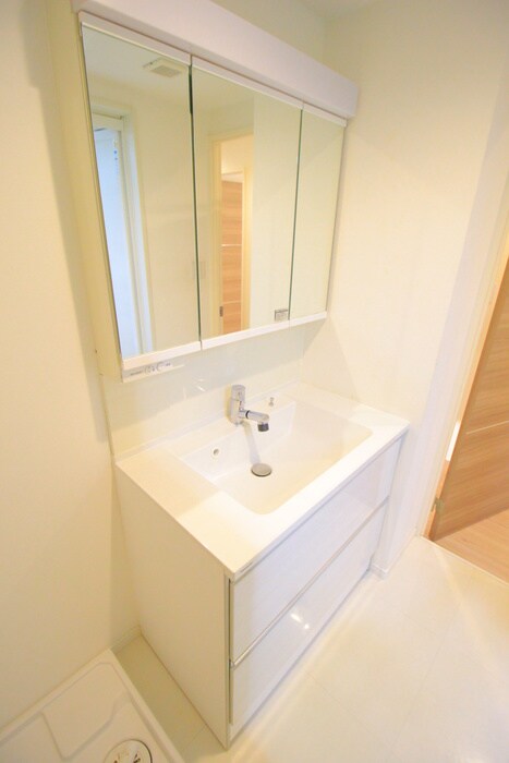 物件内観写真9　(洗面)