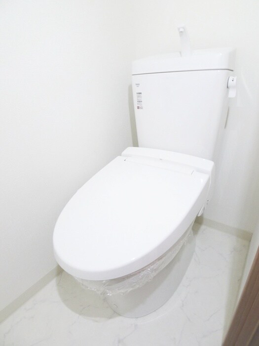 物件内観写真13　(トイレ)