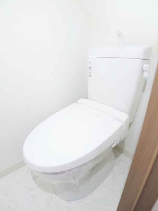 物件内観写真13　(トイレ)