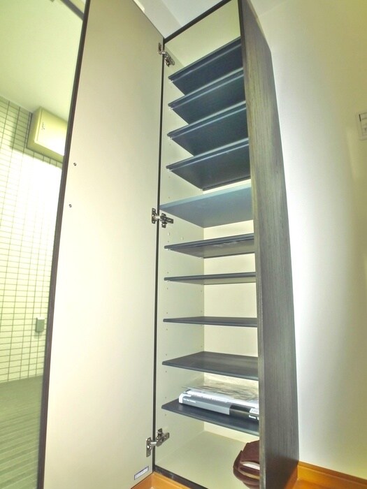 物件内観写真17　(靴箱)