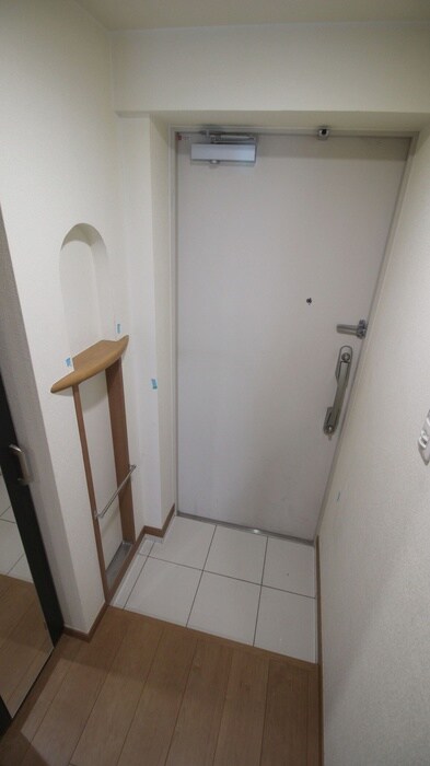 物件内観写真17　(玄関)