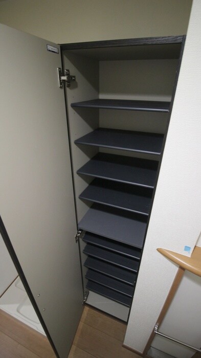 物件内観写真18　(靴箱)