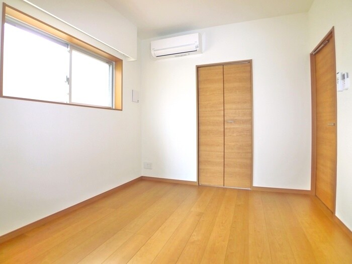 物件内観写真21　(居室)