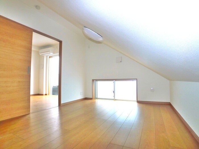 物件内観写真21　(居室)