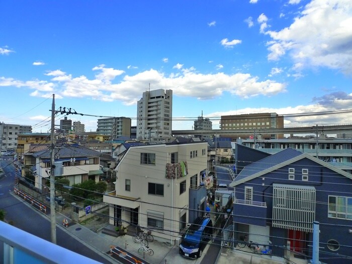 物件内観写真22　(室内からの展望)