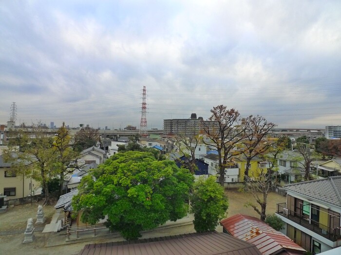 物件内観写真22　(室内からの展望)