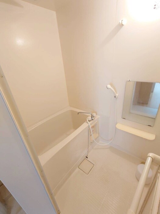 物件内観写真12　(バス／シャワールーム等)