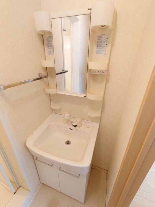 物件内観写真13　(洗面)