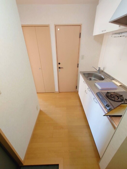 物件内観写真19　(廊下)