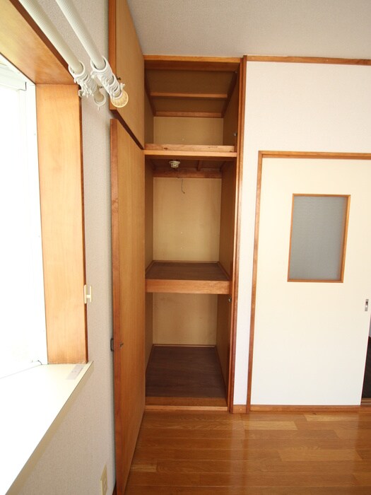 物件内観写真14　(収納)