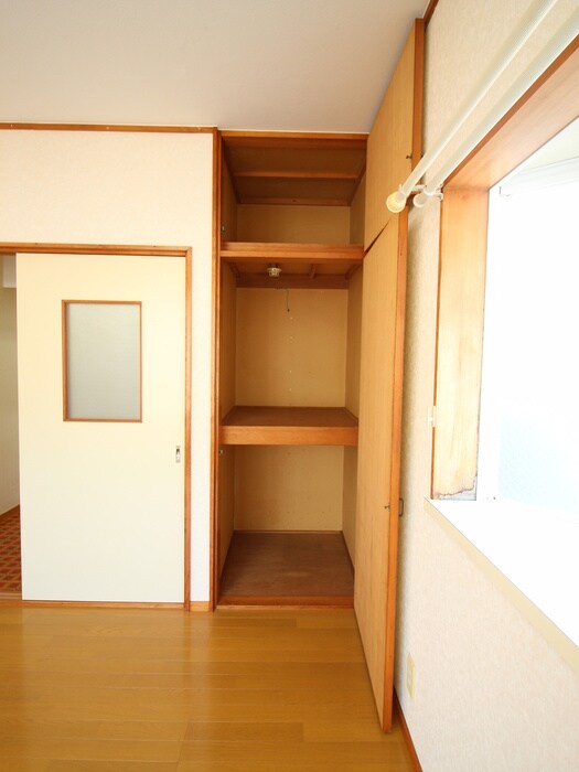 物件内観写真14　(収納)