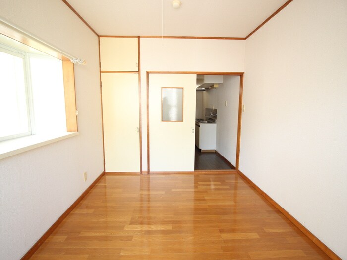 物件内観写真17　(居室)