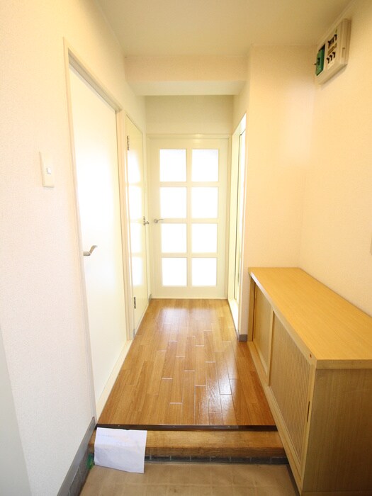 物件内観写真7　(廊下)