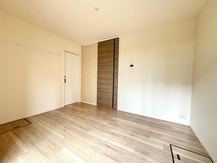 物件内観写真9　(居室)