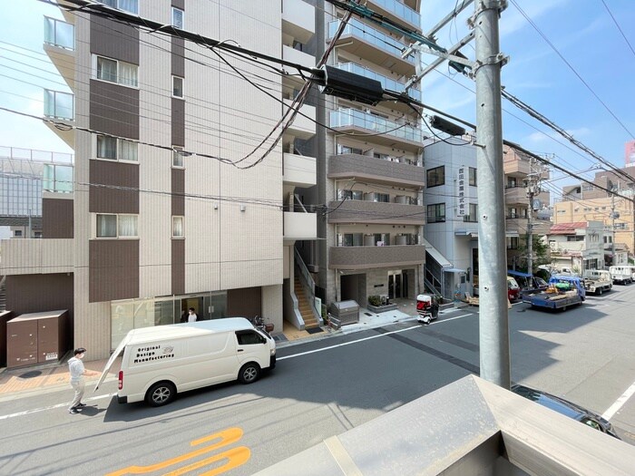 物件内観写真16　(室内からの展望)