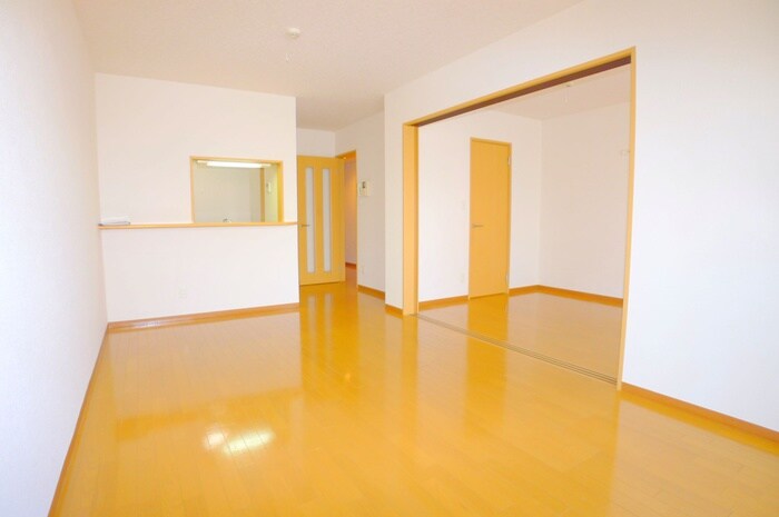 物件内観写真8　(居室)