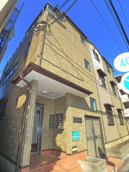 物件外観写真3　(外観写真)