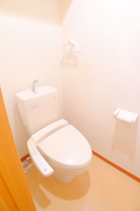 物件内観写真15　(トイレ)